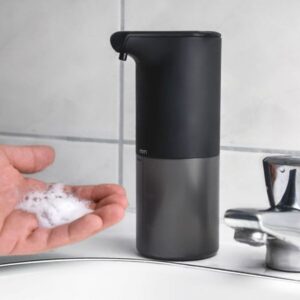 Nabíjecí dávkovač zpěněného mýdla