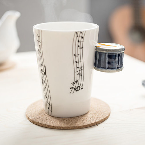 Hudební hrnek - modrý buben