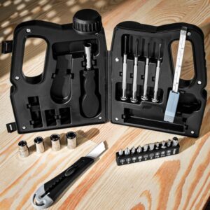 Sada nářadí kanystr