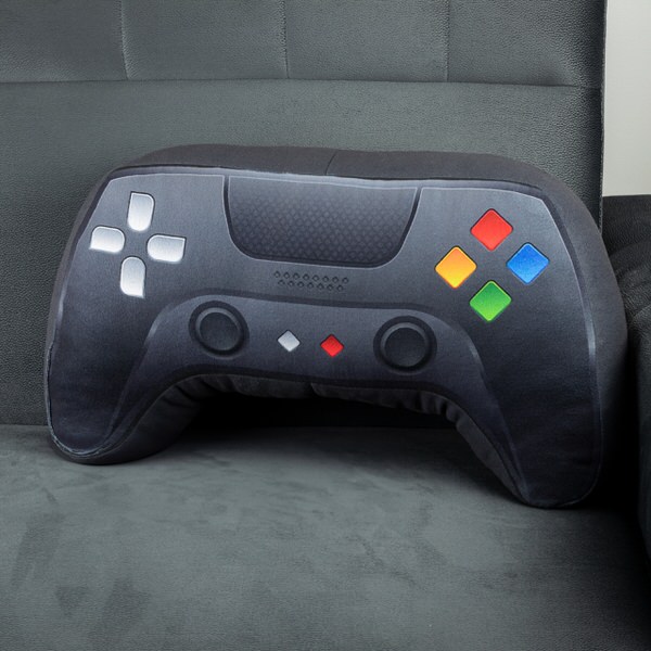 Velký polštář ve tvaru herního ovladače